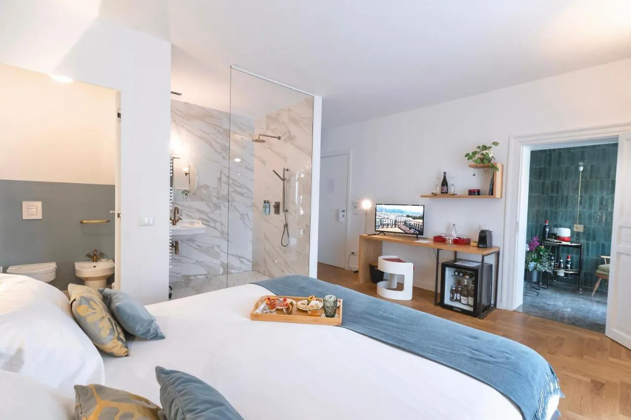Arche Design Rooms And Suites Παλέρμο Πανσιόν
